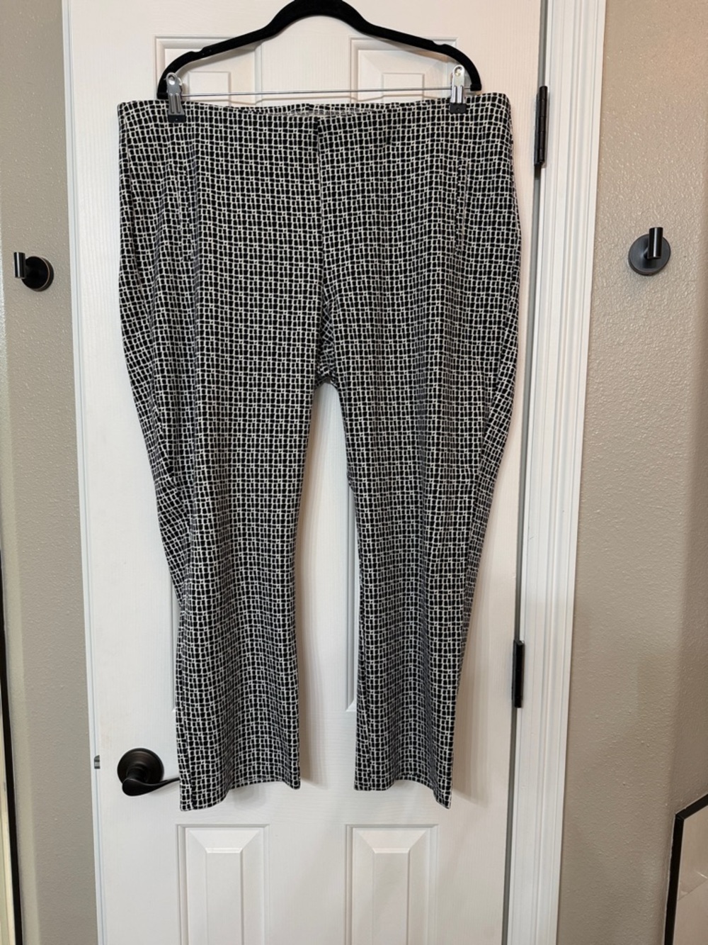 Chico's Black & White Grid Stretch Dress Pants